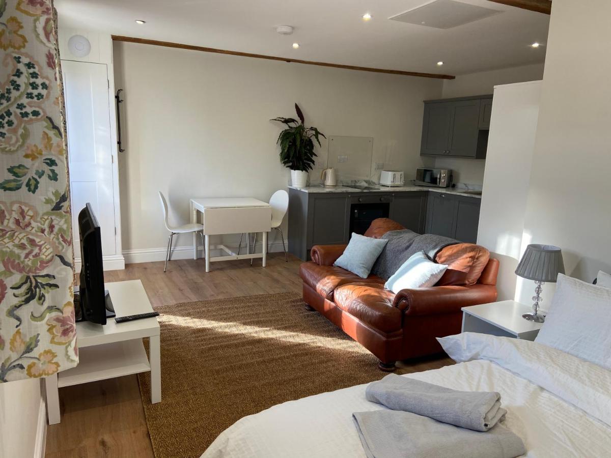 Potcote Farm Stables Accommodation Spots Stable 토우세스터 외부 사진